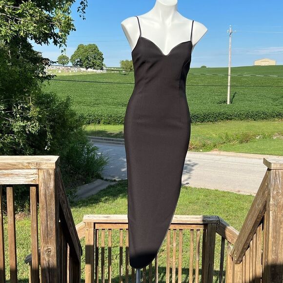 Likely Keela Flowy Maxi Sweetheart Neckline Gown Asymmetric Hem New Size 8 - Picture 3 of 10